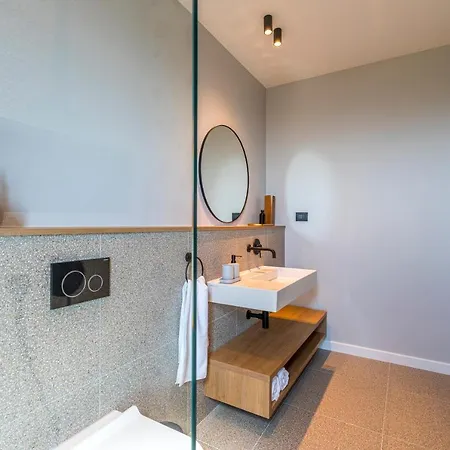 Villa Seven Hearts With Heated Pool And Basketball Court Near Split * Kaštela