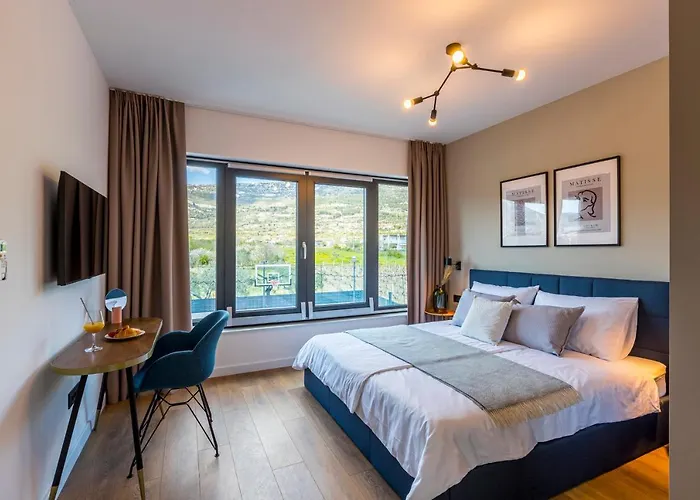 Villa Seven Hearts With Heated Pool And Basketball Court Near Split Kaštela